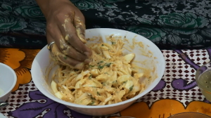 Egg Onion Pakodi Recipe